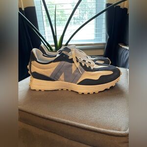 Men’s New Balance 327’s. Size 10. Worn a few times.